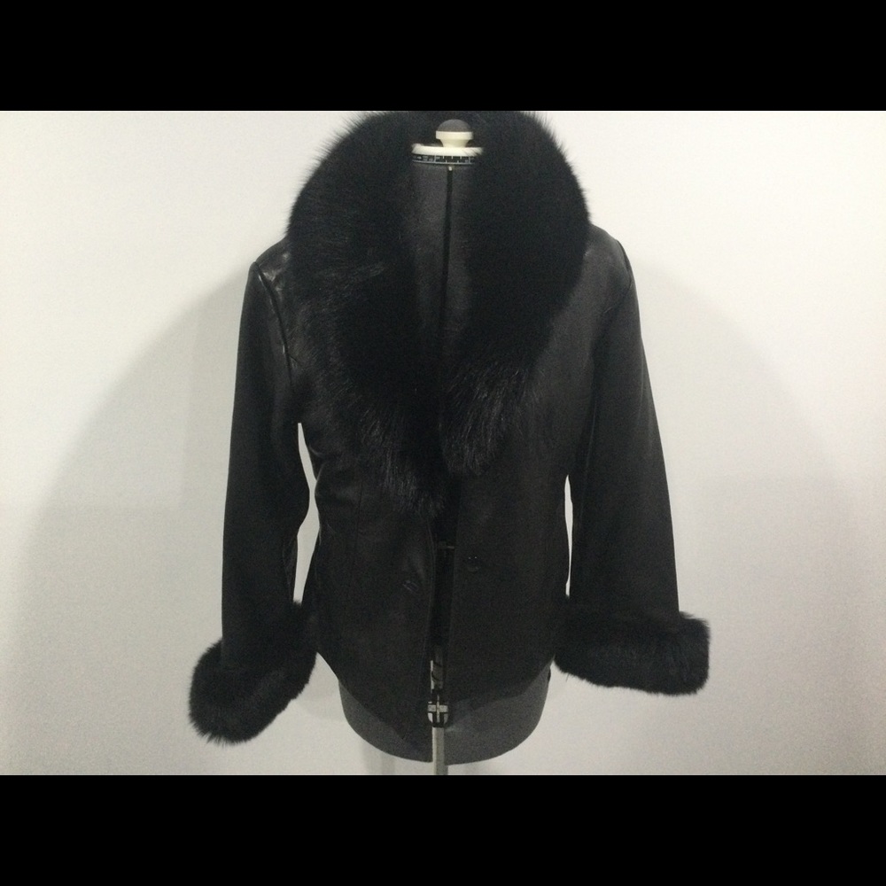 Womens Leather Jacket Fox Fur Trim med